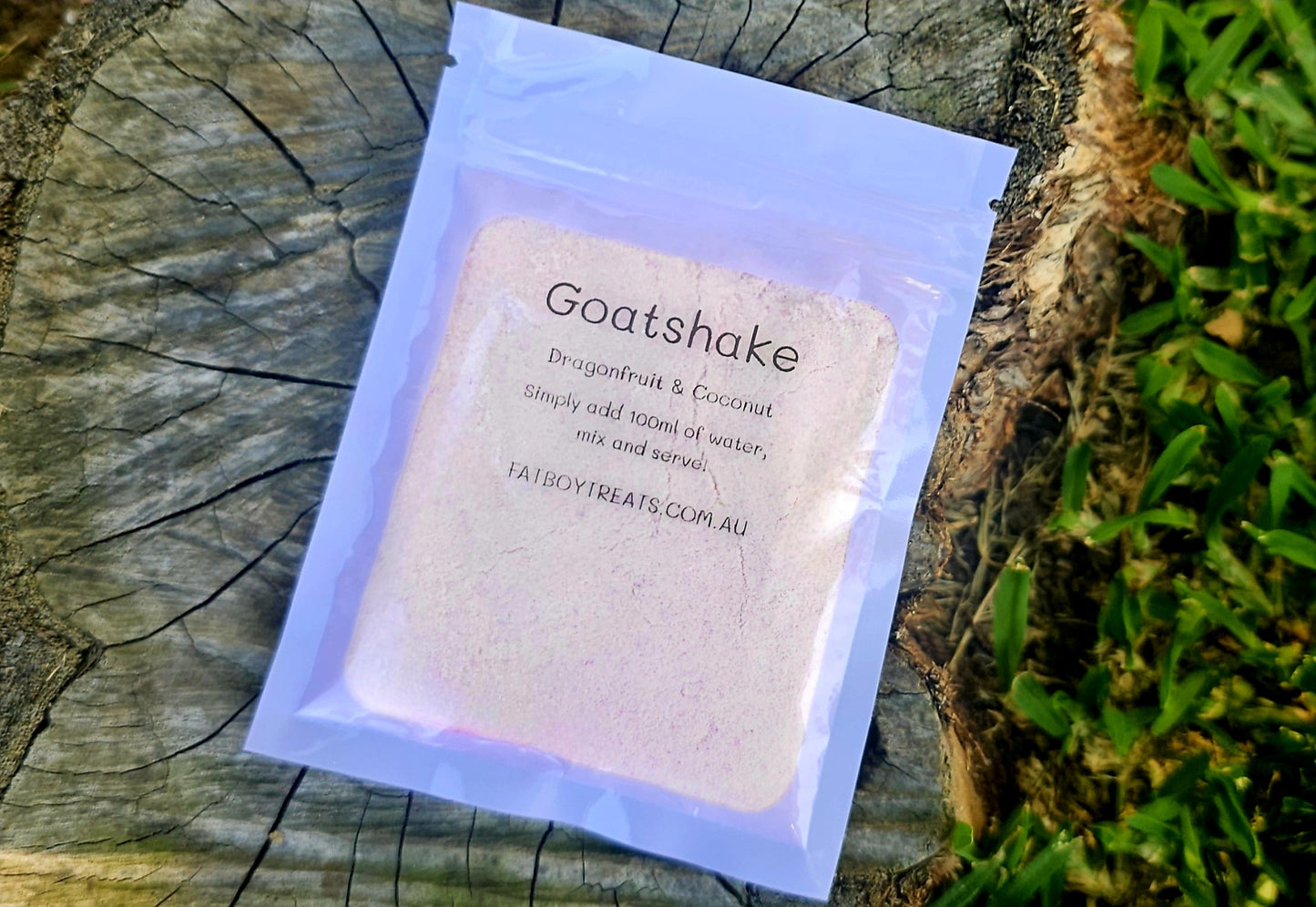 Dragonfruit & Coconut Goatshake